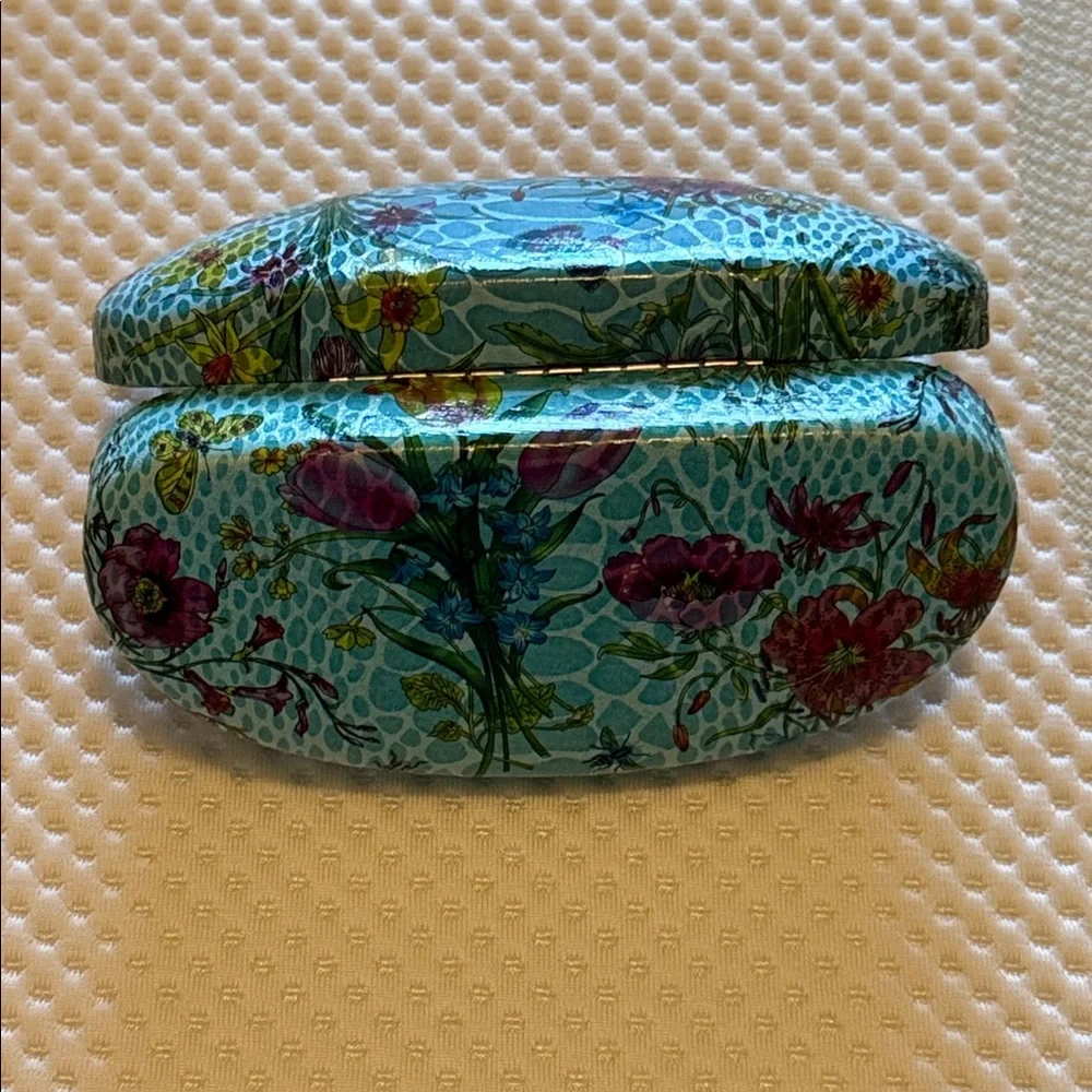 Floral Eyes On Europe Eyeglass Case